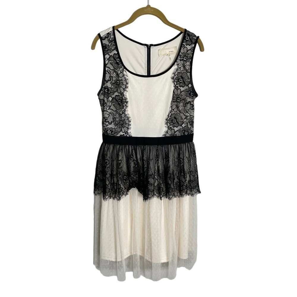 Modcloth A’Reve Eyelash Lace Black Cream Dress Small